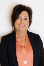 Photo of Mia Clark | BIO Photo of Mia Clark | BIO